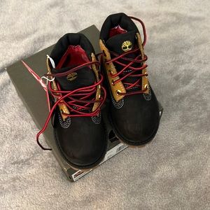 Toddler boots 6.5